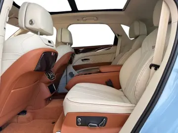 Bentayga  Azure °PANO°HUD°360°MEM°NAIM°ACC°SOFT°