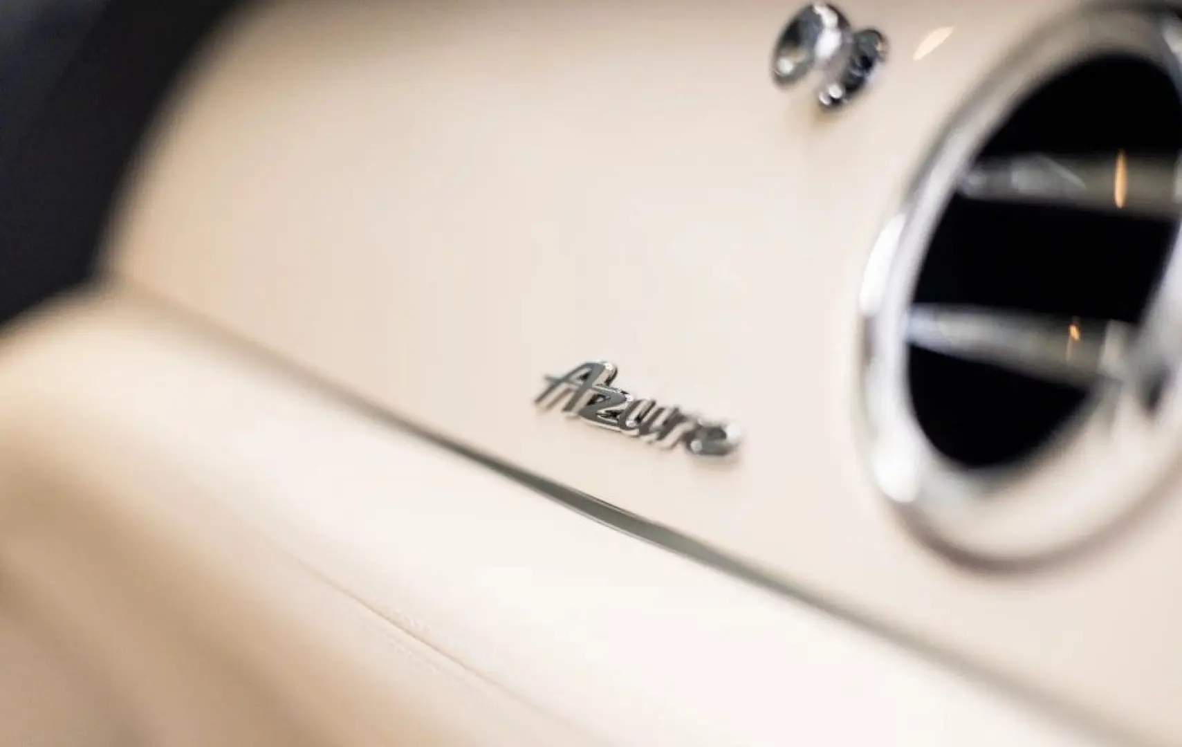 Bentayga 4.0 V8 Azure /Naim / Sport Exhaust