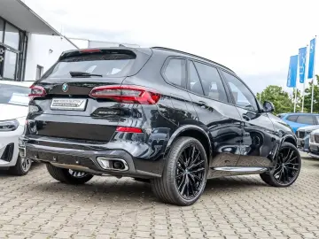 BMW X5 xDrive30d M Sport Laser Pano SoftClose AHK