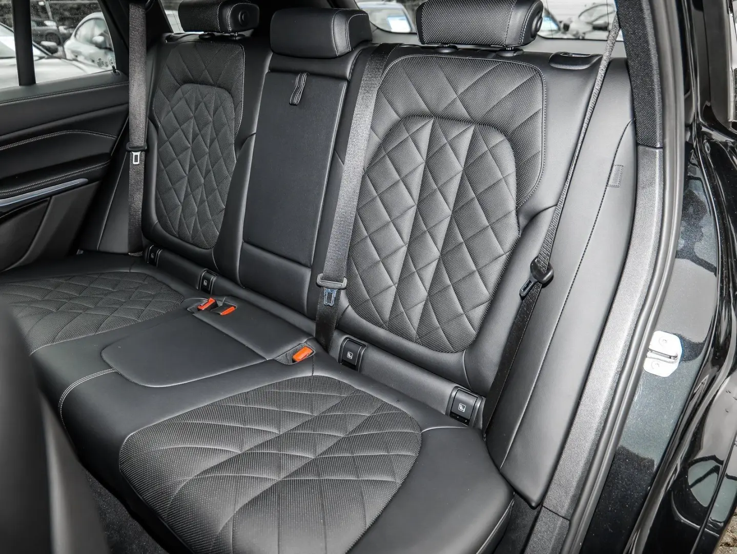 BMW X5 xDrive30d M Sport Laser Pano SoftClose AHK