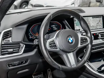BMW X5 xDrive30d M Sport Laser Pano SoftClose AHK