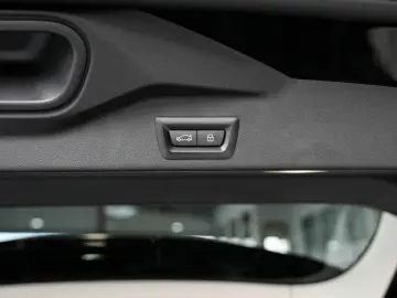 X5 xDrive 30d Panorama 360K 21LM Belüftung