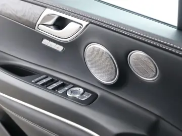 GV80 3.0D AWD 7-Sitzer Luxury Volldigital AUT