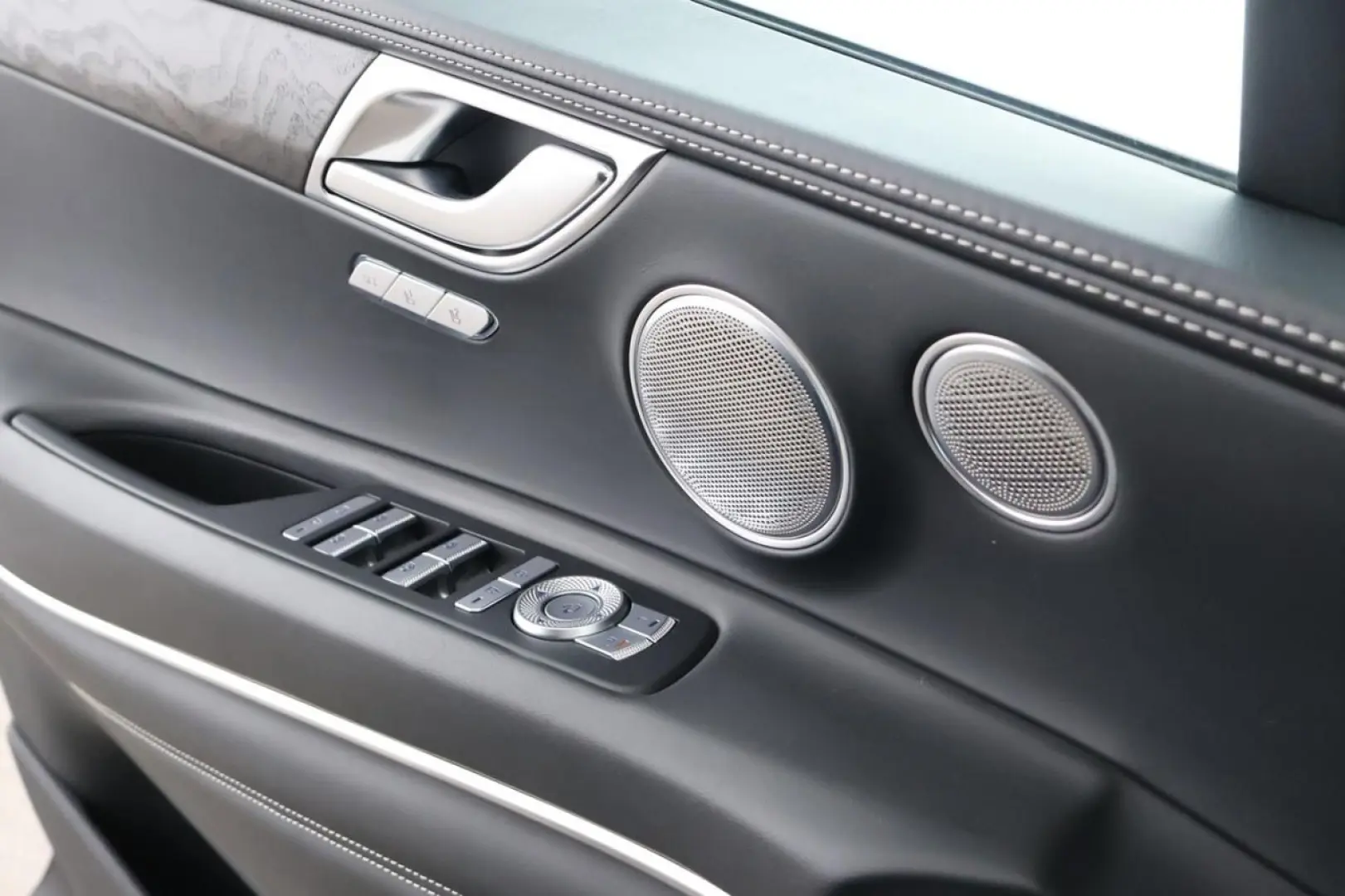 GV80 3.0D AWD 7-Sitzer Luxury Volldigital AUT