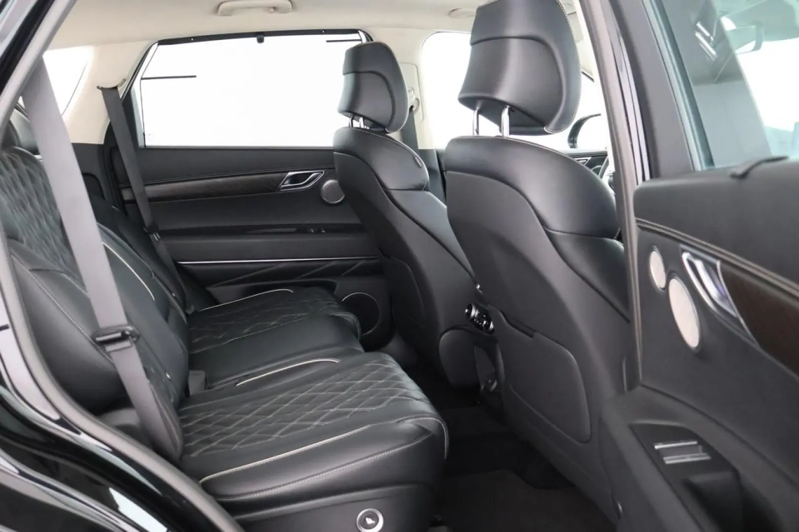 GV80 3.0D AWD 7-Sitzer Luxury Volldigital AUT