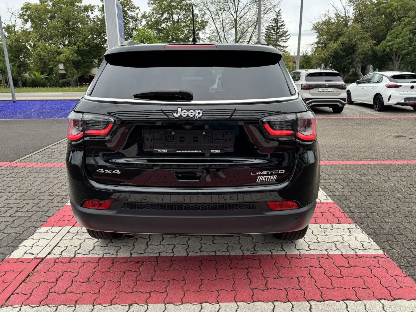 Compass 2.0 AT Limited 4WD Navi Leder PanoDach