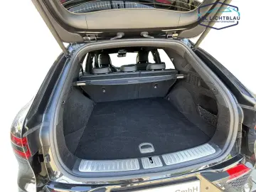 GV70 2.2 D Sport AWD Innovation- & Comfort Se...