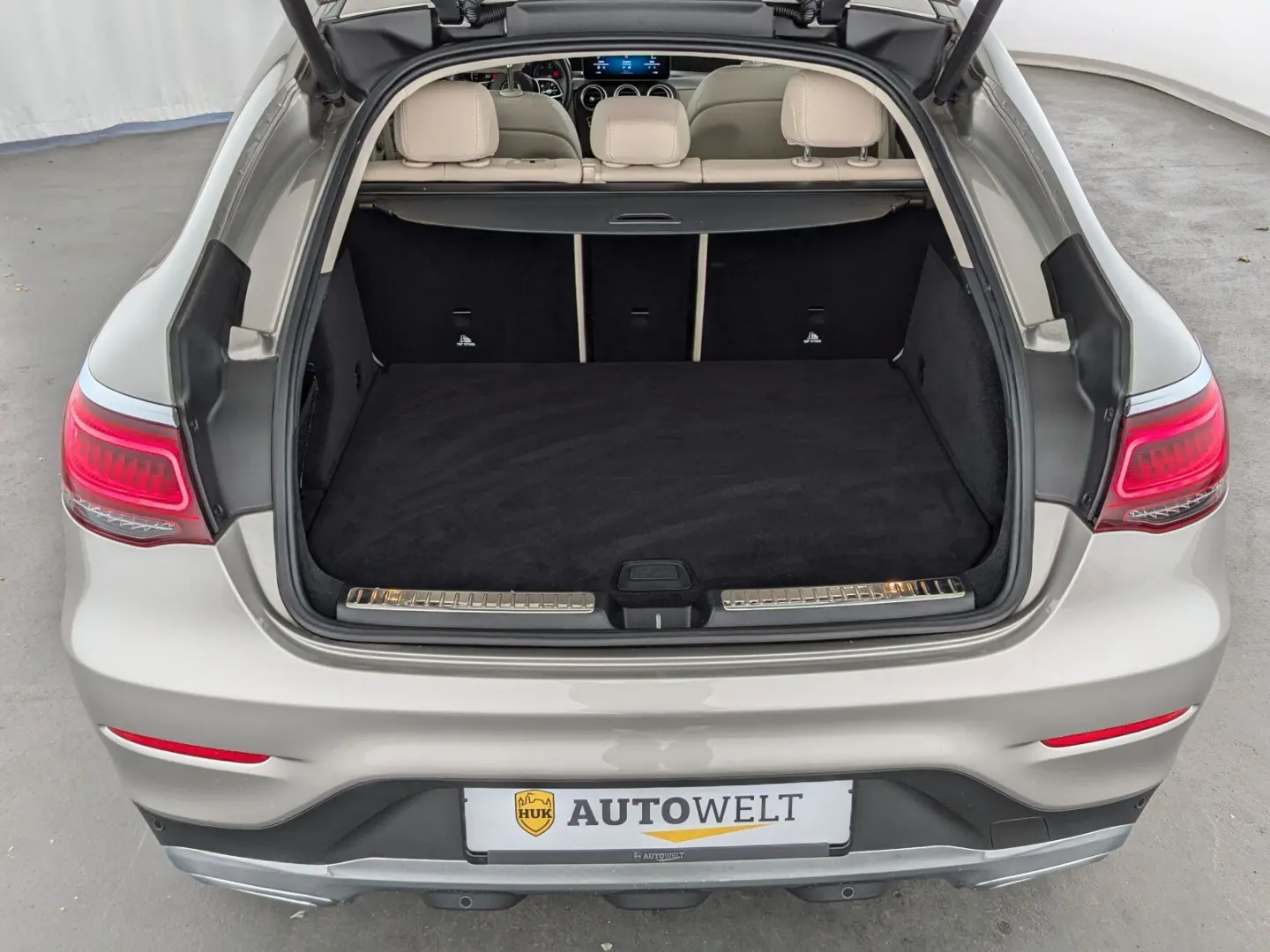 GLC 300d 4Matic Exclusive LED+NAVI+LEDER+ACC+SHZ