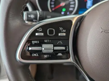GLC 300d 4Matic Exclusive LED+NAVI+LEDER+ACC+SHZ