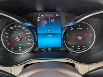GLC 300d 4Matic Exclusive LED+NAVI+LEDER+ACC+SHZ