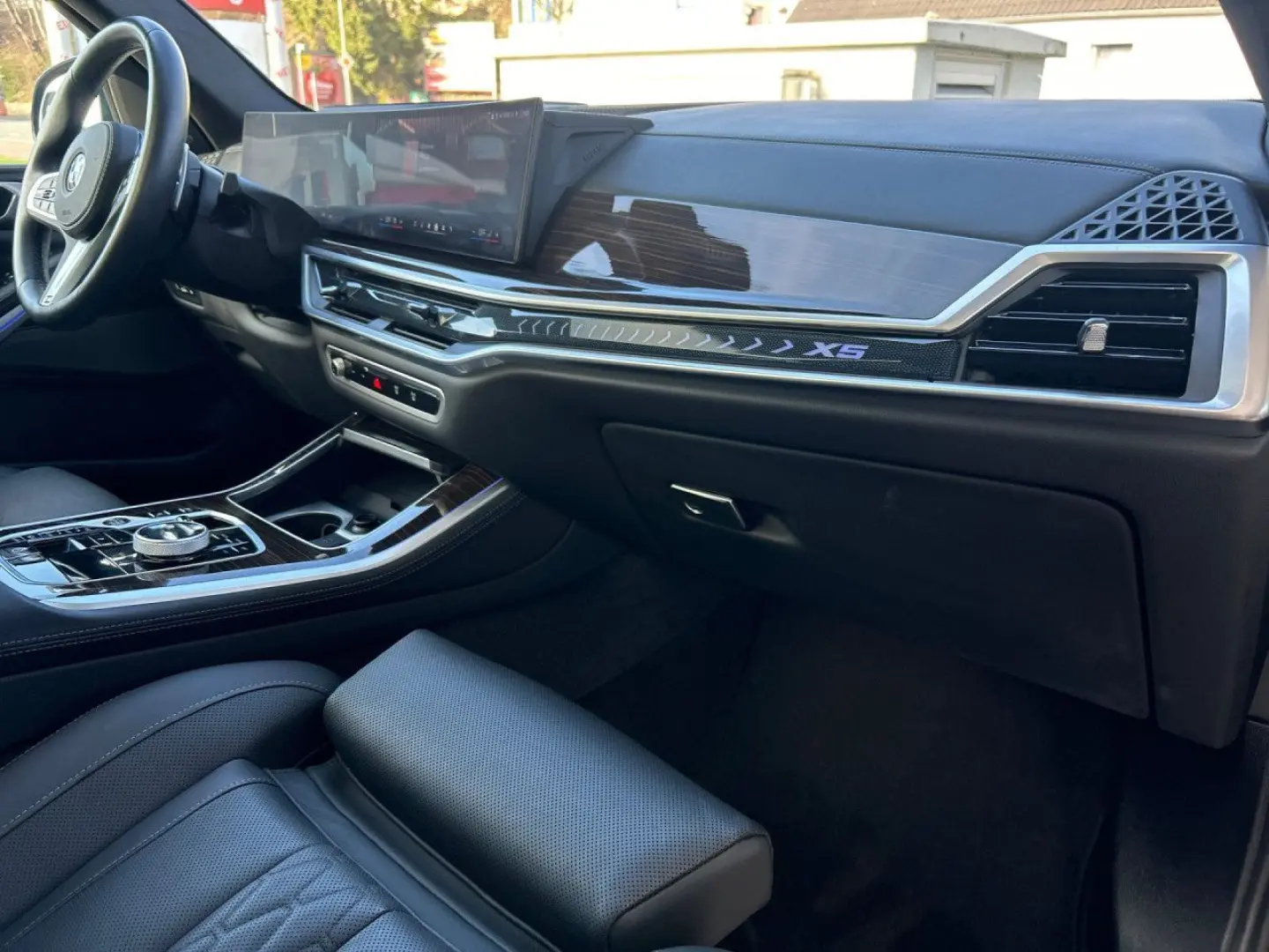 X5 xDr30d M/Massage/SkyLounge/HUD/360/Iconic