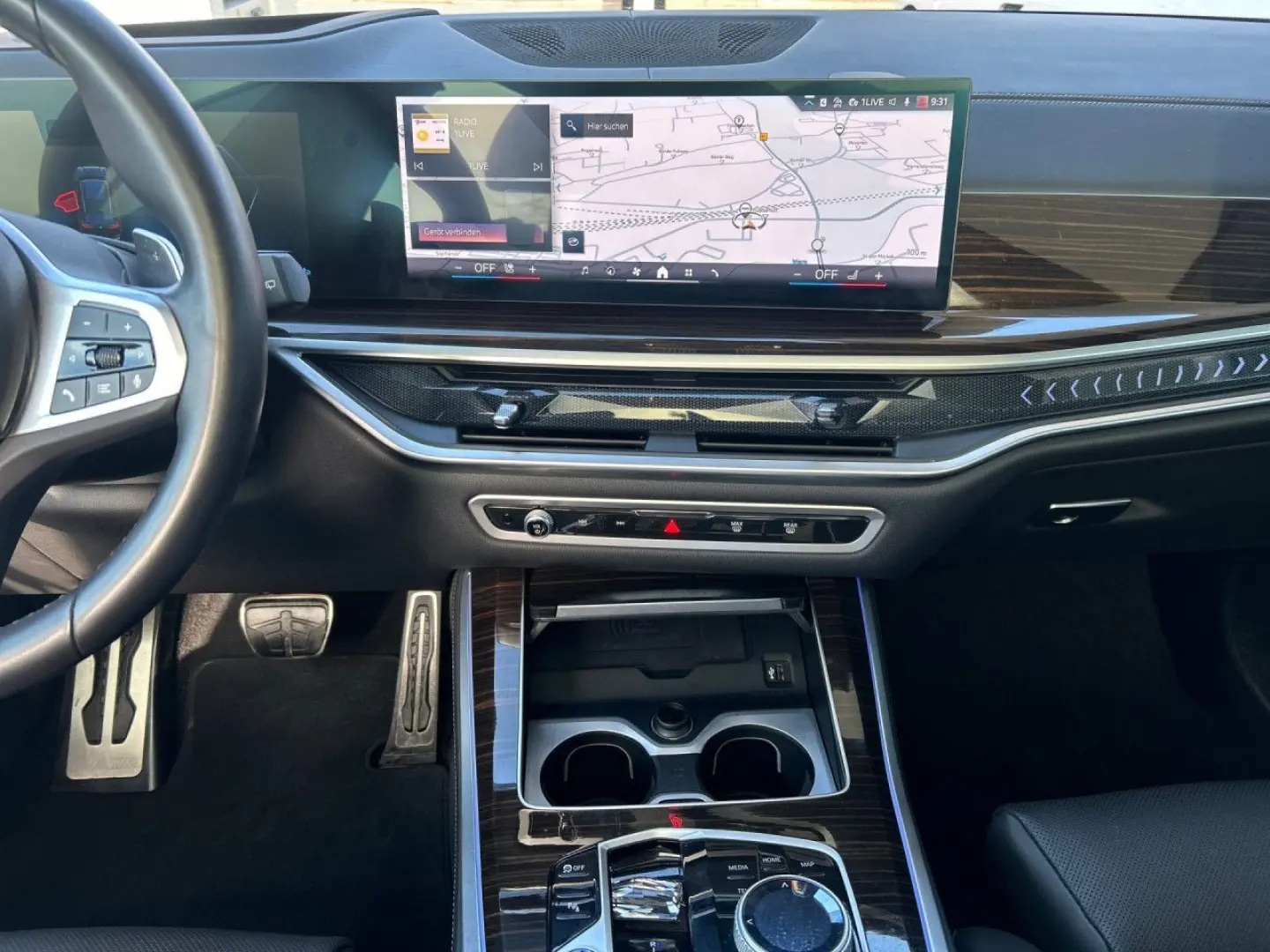 X5 xDr30d M/Massage/SkyLounge/HUD/360/Iconic