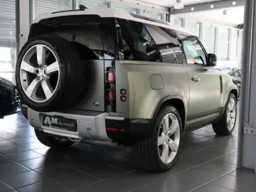 Defender 90 X-Dynamic HSE 22 Zoll Faltdach