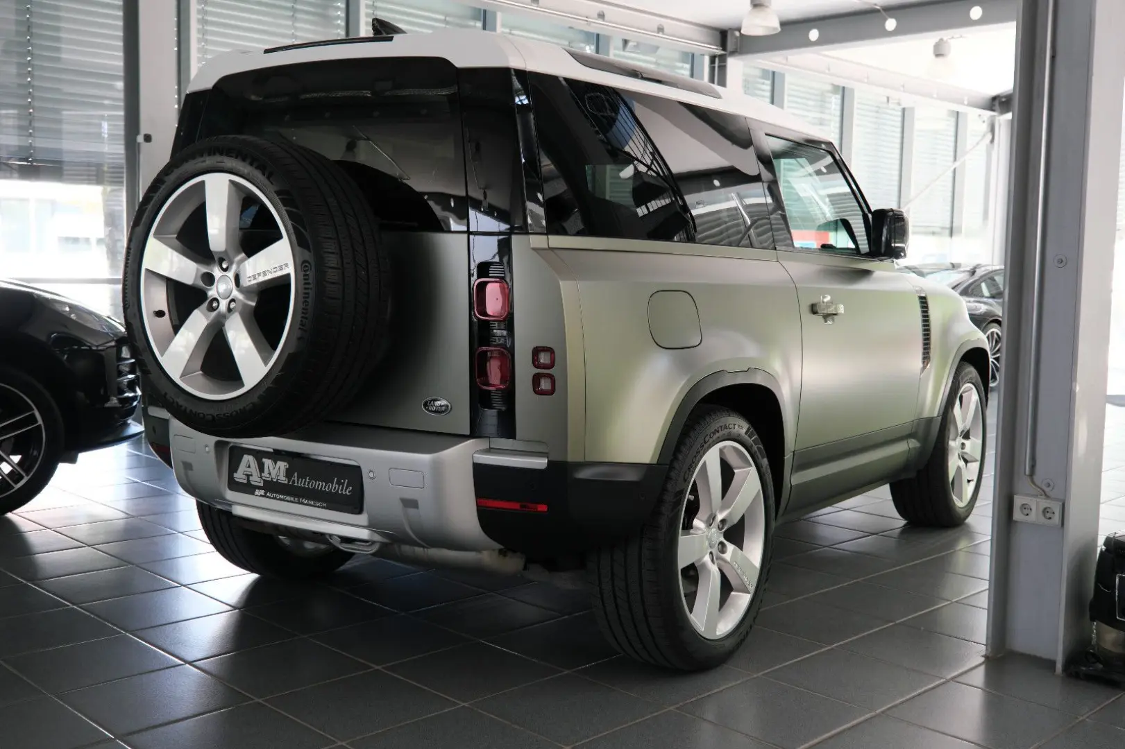 Defender 90 X-Dynamic HSE 22 Zoll Faltdach