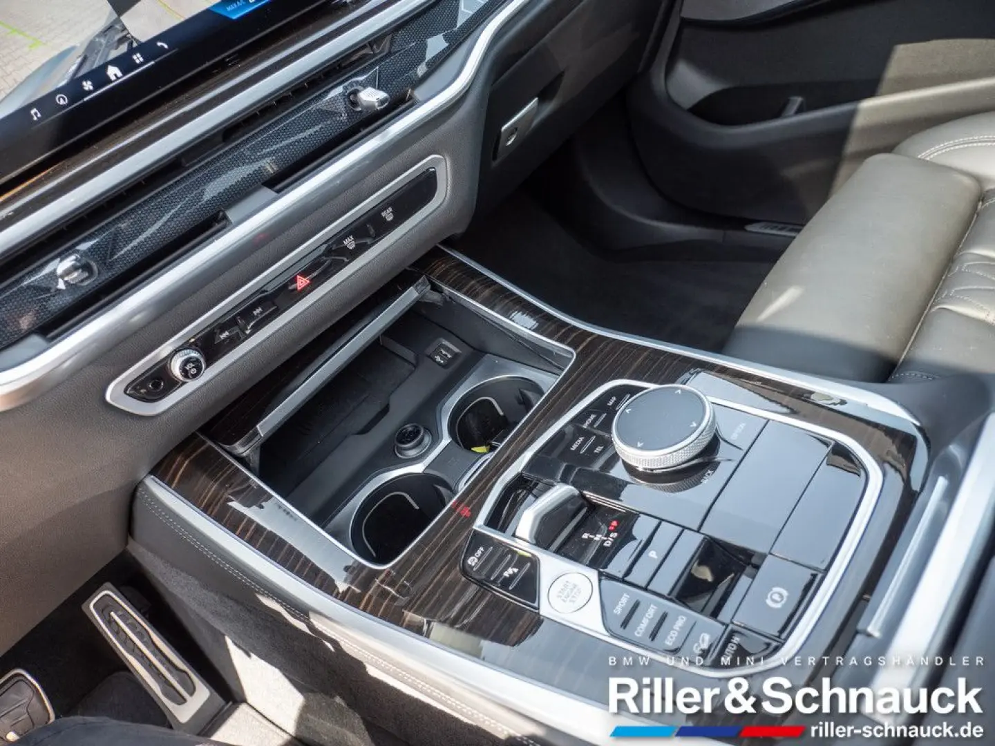 X5 xDrive 30d M-Sport NAVI AHK STANDHZ PANO 360°