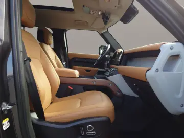 Defender 130 P400 AWD First Edition AHK WinterPa