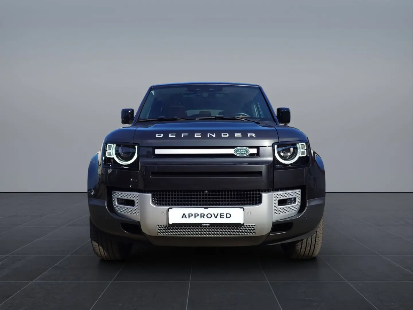 Defender 130 P400 AWD First Edition AHK WinterPa