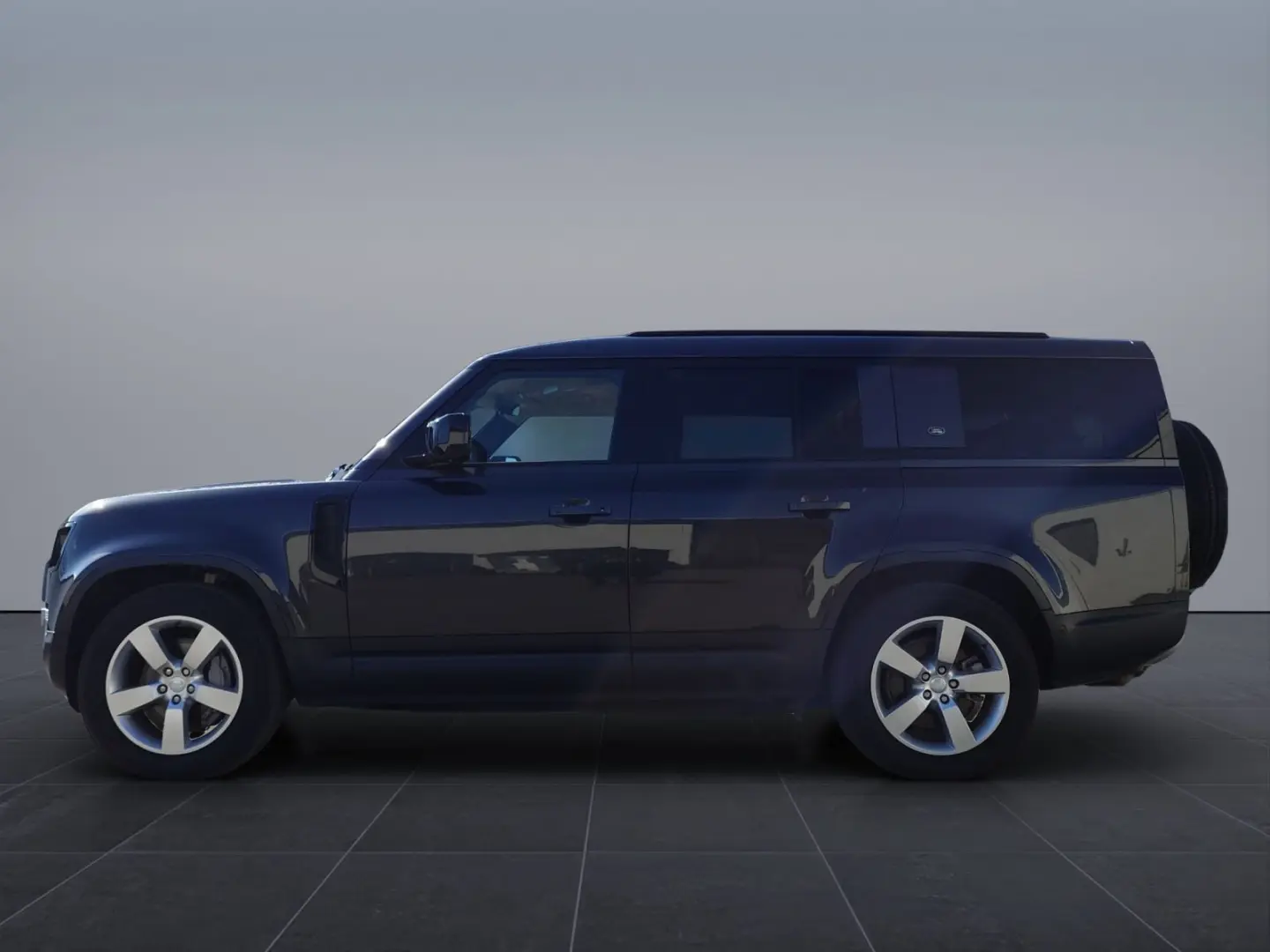 Defender 130 P400 AWD First Edition AHK WinterPa