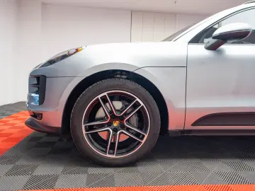 Porsche Macan S