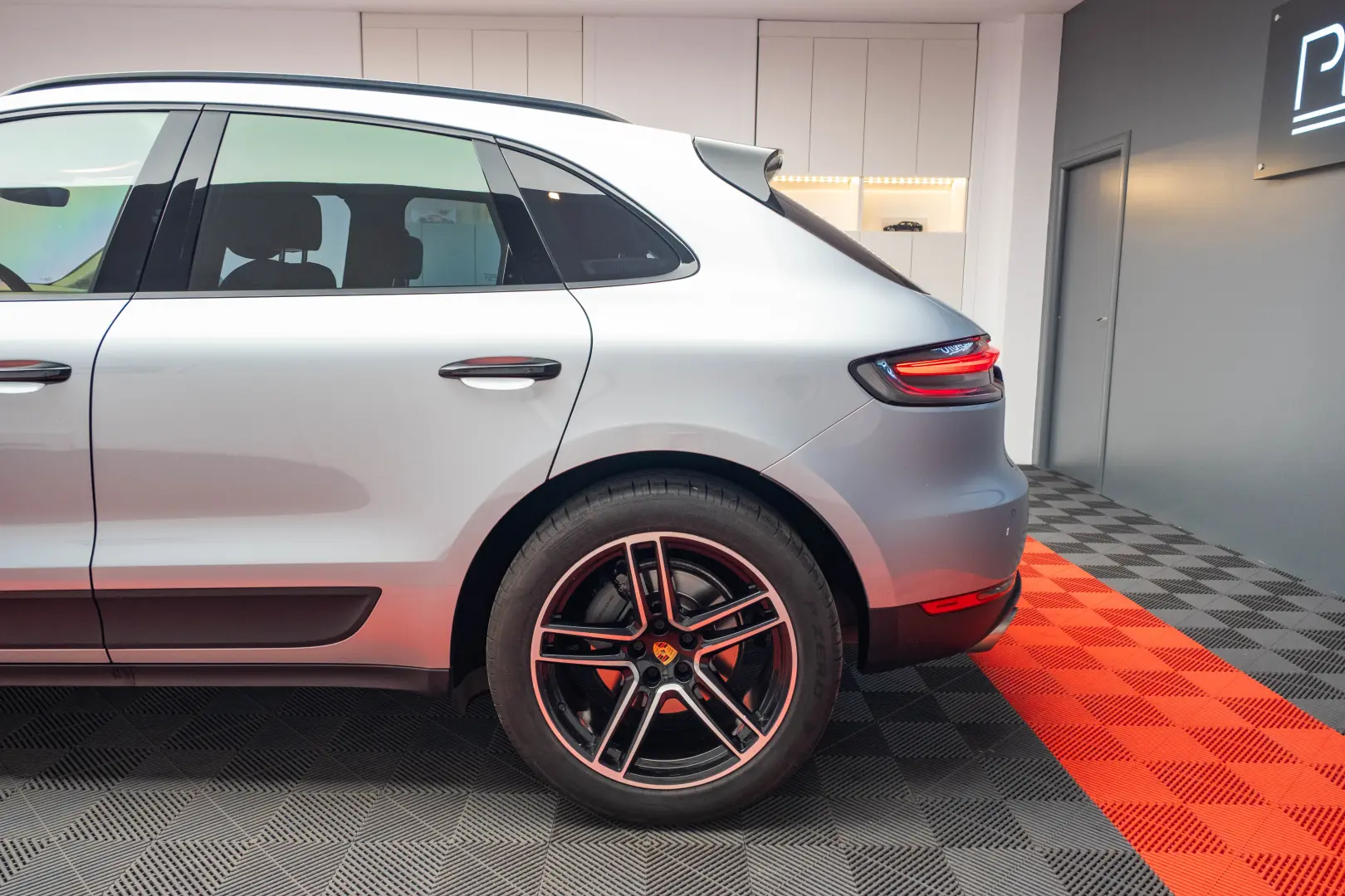 Porsche Macan S