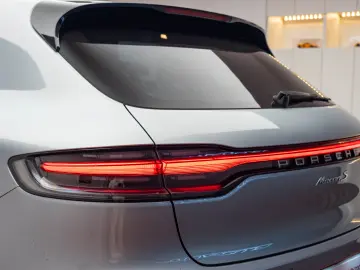 Porsche Macan S