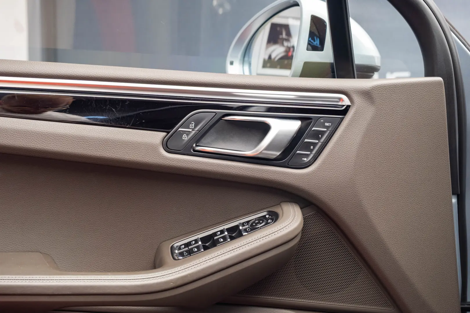 Porsche Macan S