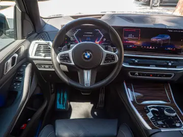 X5 30d M SPORT.DR.ASS.LUFT.SOFTC.PANO.AHK.2STÜCK