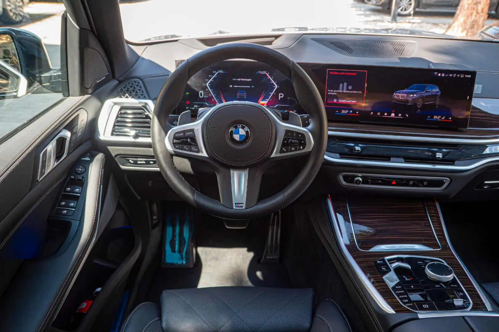 X5 30d M SPORT.DR.ASS.LUFT.SOFTC.PANO.AHK.2STÜCK