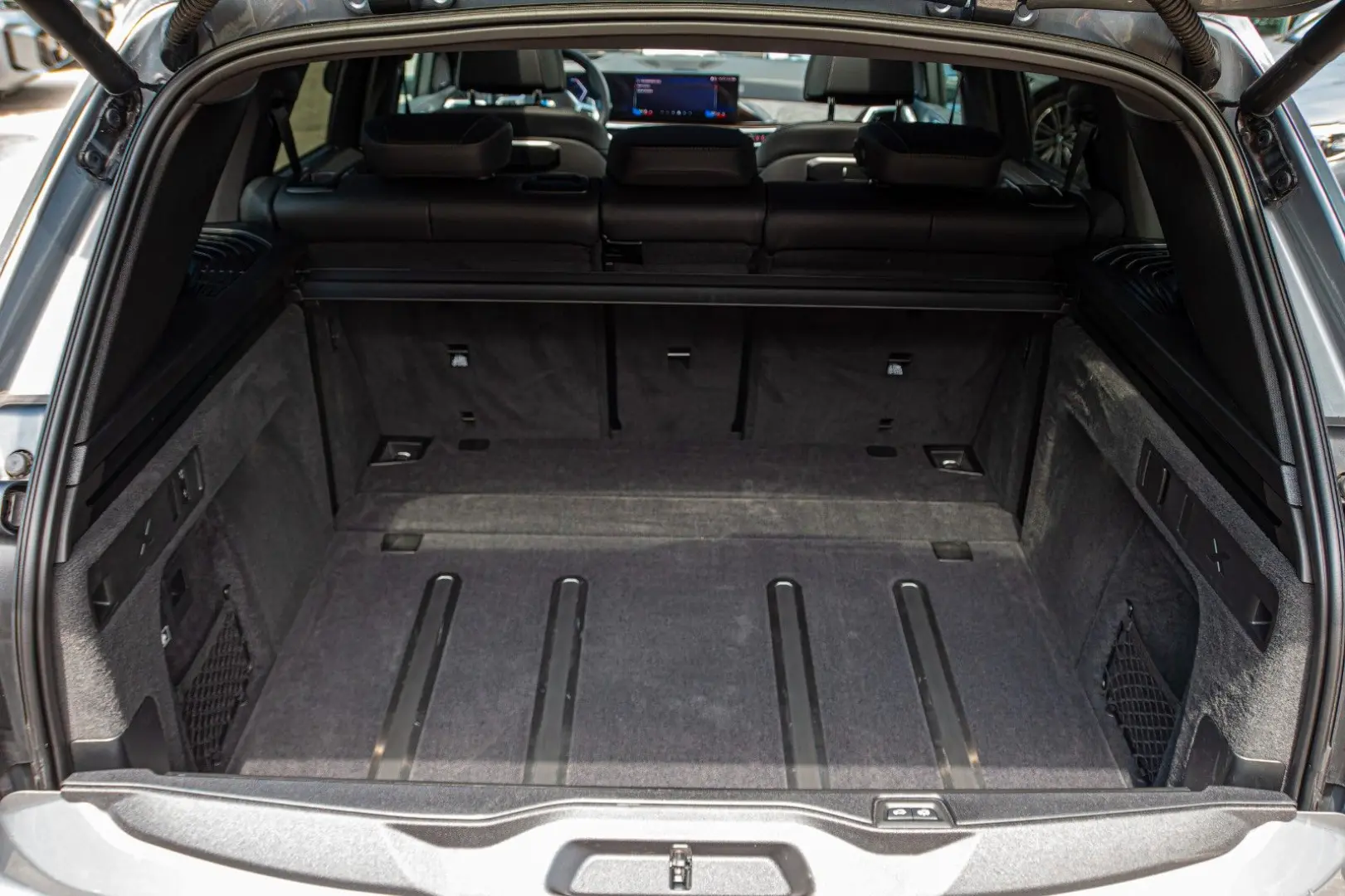X5 30d M SPORT.DR.ASS.LUFT.SOFTC.PANO.AHK.2STÜCK