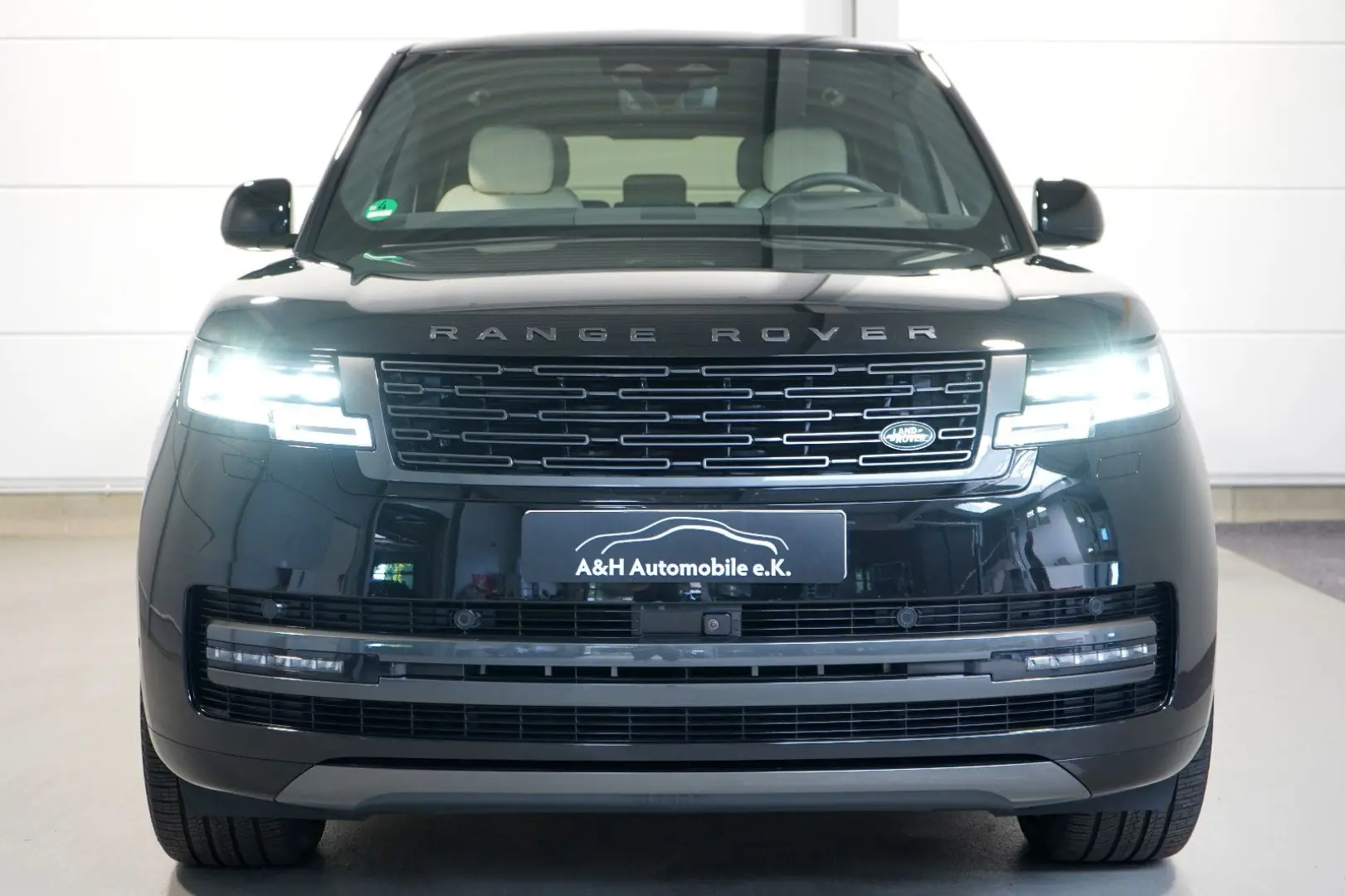 Range Rover D350 / PANORMA / SHADOW / 23-Zoll /