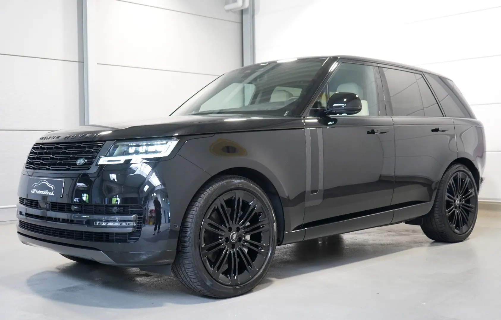 Range Rover D350 / PANORMA / SHADOW / 23-Zoll /