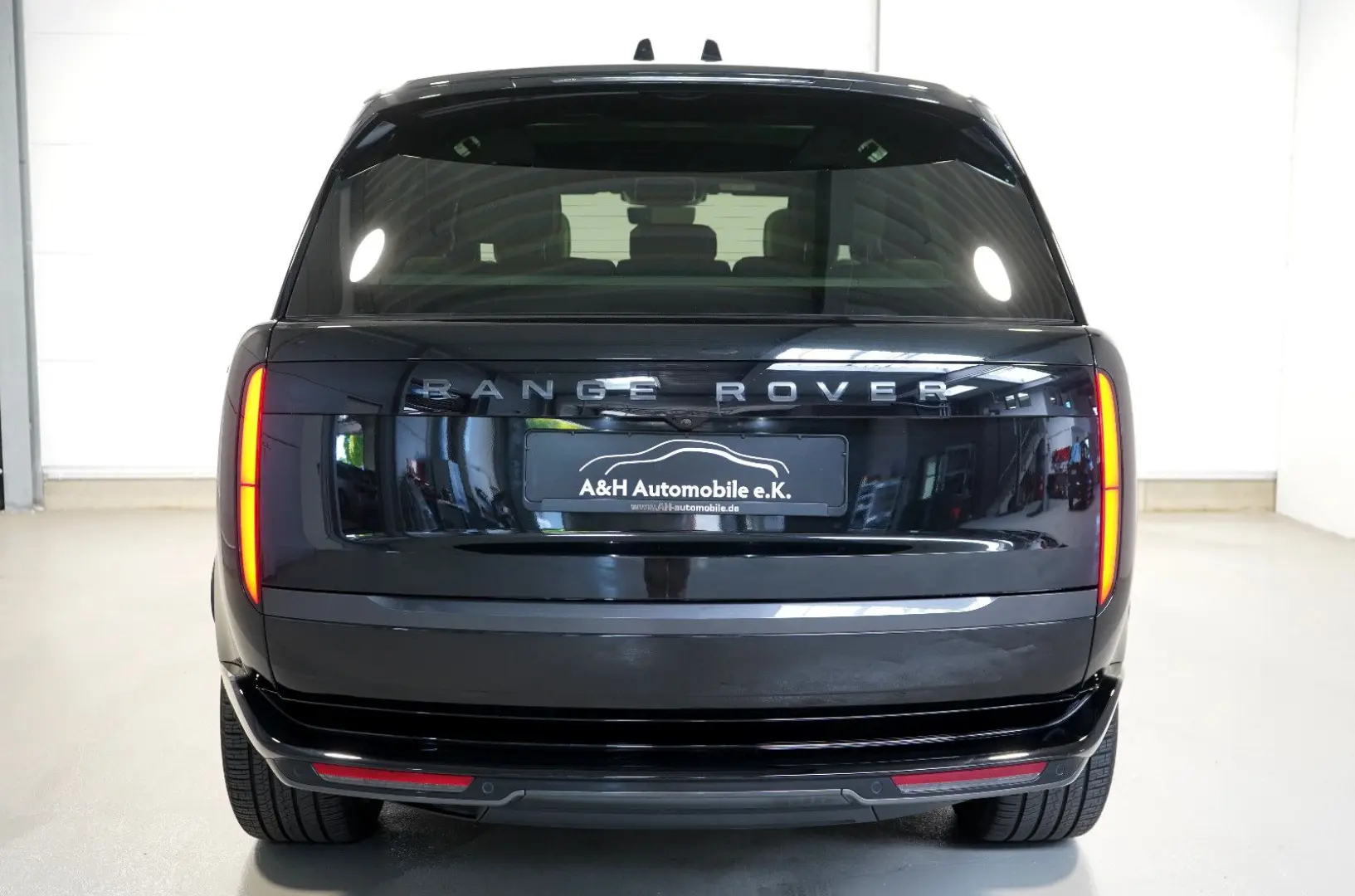 Range Rover D350 / PANORMA / SHADOW / 23-Zoll /