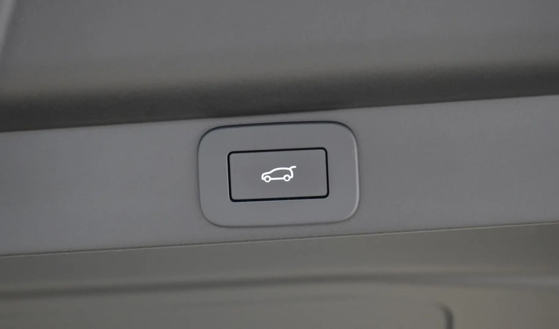 Range Rover D350 / PANORMA / SHADOW / 23-Zoll /