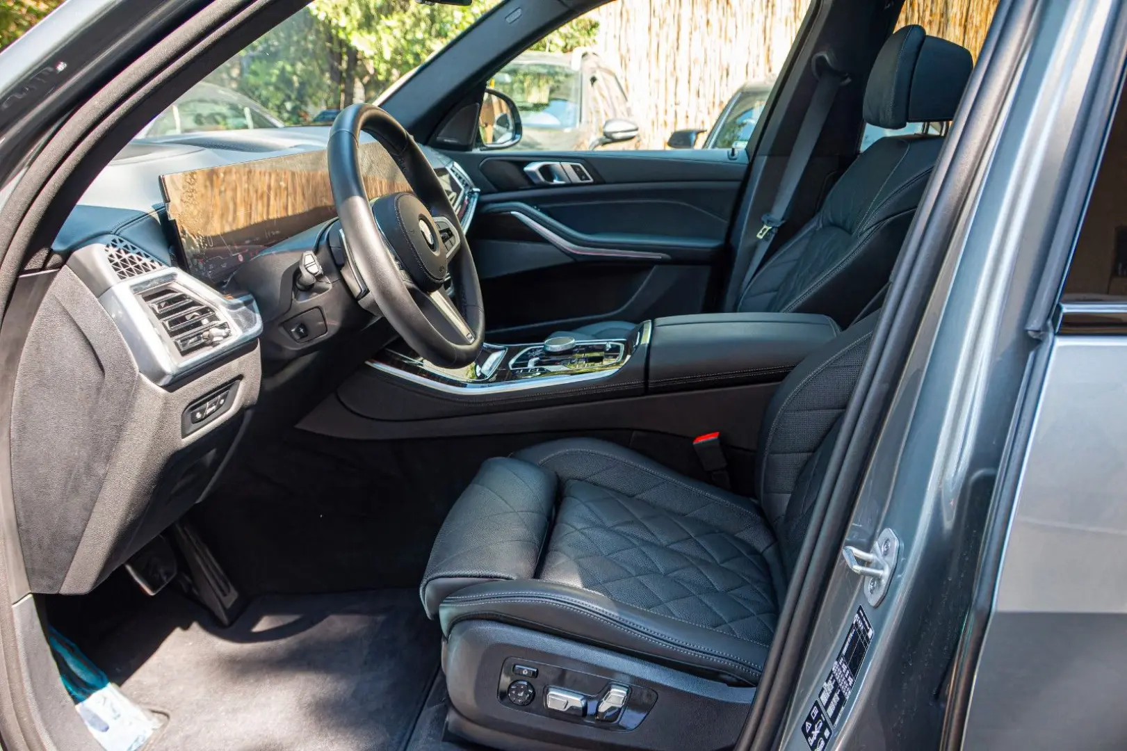X5 30d M SPORT.DR.ASS.LUFT.SOFTC.PANO.AHK.2STÜCK