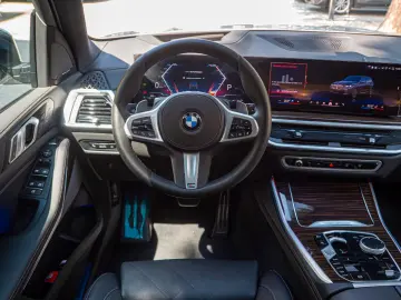X5 30d M SPORT.DR.ASS.LUFT.SOFTC.PANO.AHK.2STÜCK