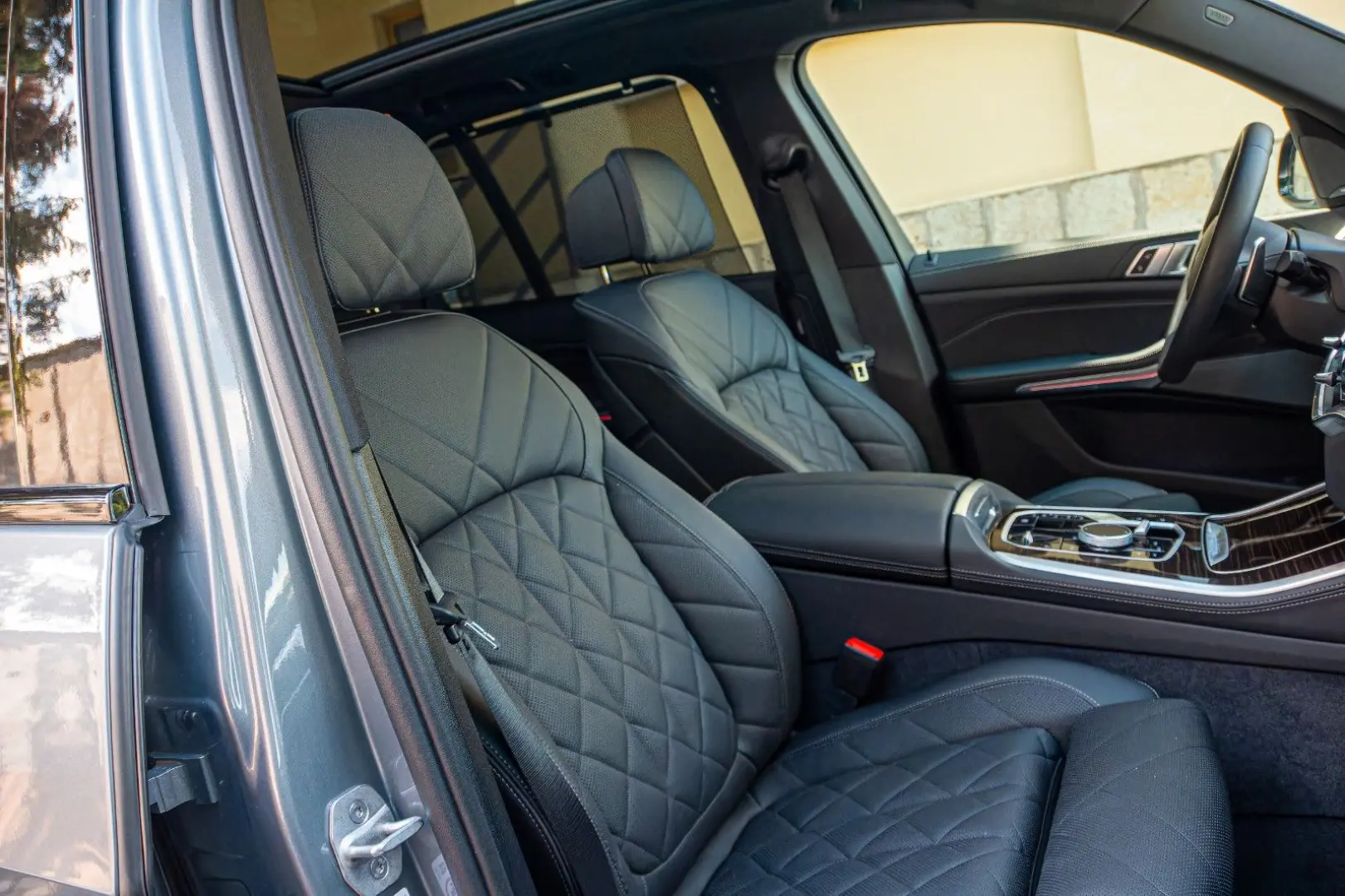 X5 30d M SPORT.DR.ASS.LUFT.SOFTC.PANO.AHK.2STÜCK