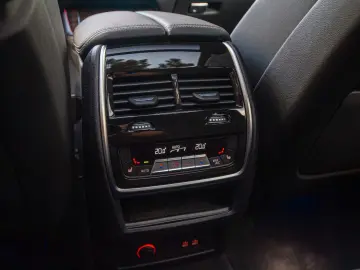 X5 30d M SPORT.DR.ASS.LUFT.SOFTC.PANO.AHK.2STÜCK