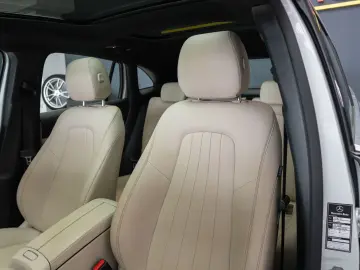 MERCEDES-BENZ GLA 250/LIVRARE IMEDIATA DIN STOC