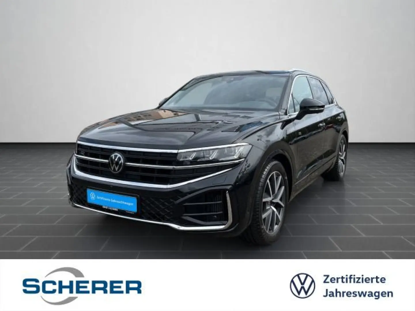 Touareg 3.0 TSI R-Line UPE110+AHK+Pano+Luft+Stan