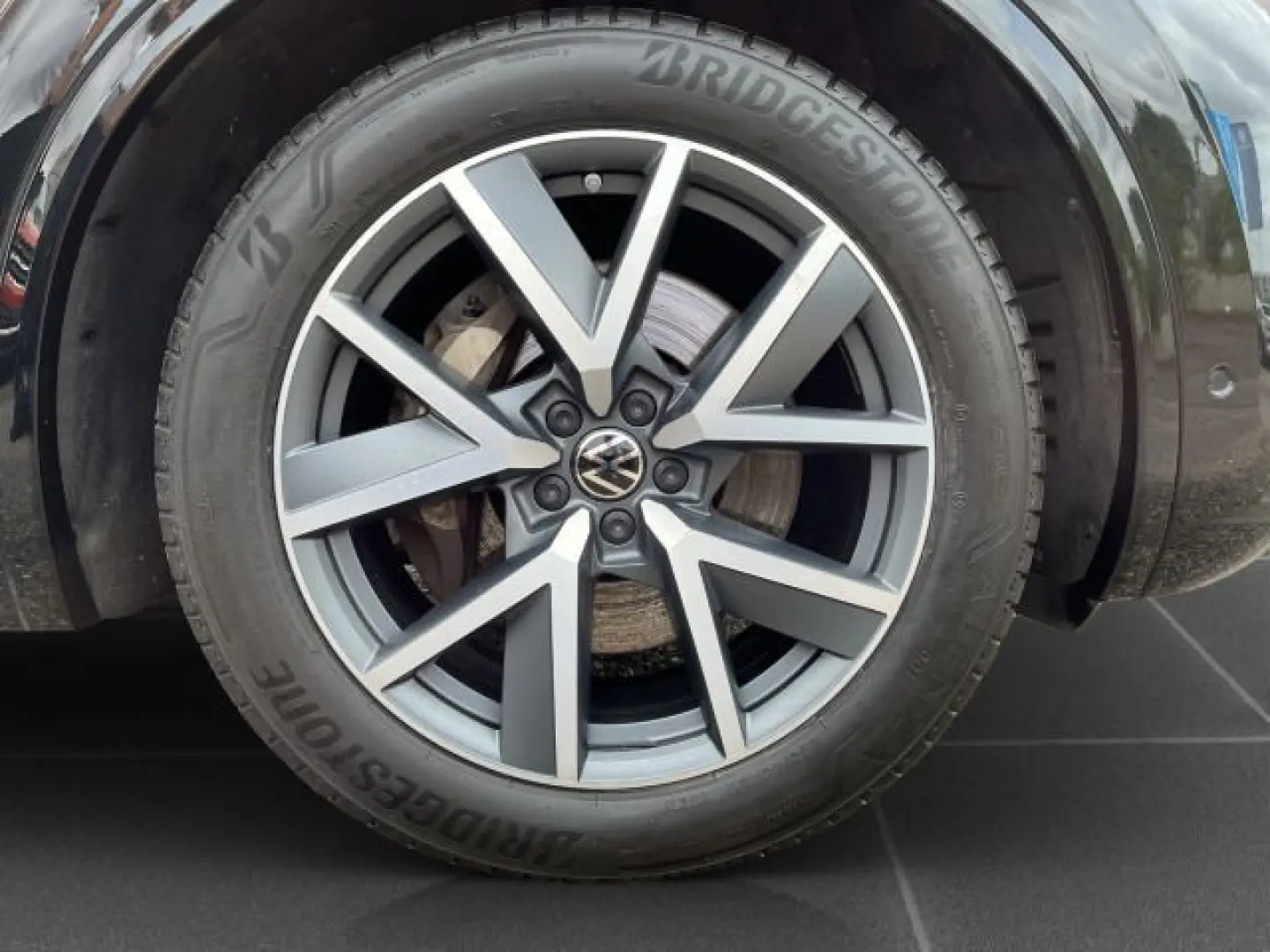 Touareg 3.0 TSI R-Line UPE110+AHK+Pano+Luft+Stan