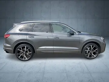 Touareg  3,0 l V6 TDI 4M R-Line Standhzg. 360°