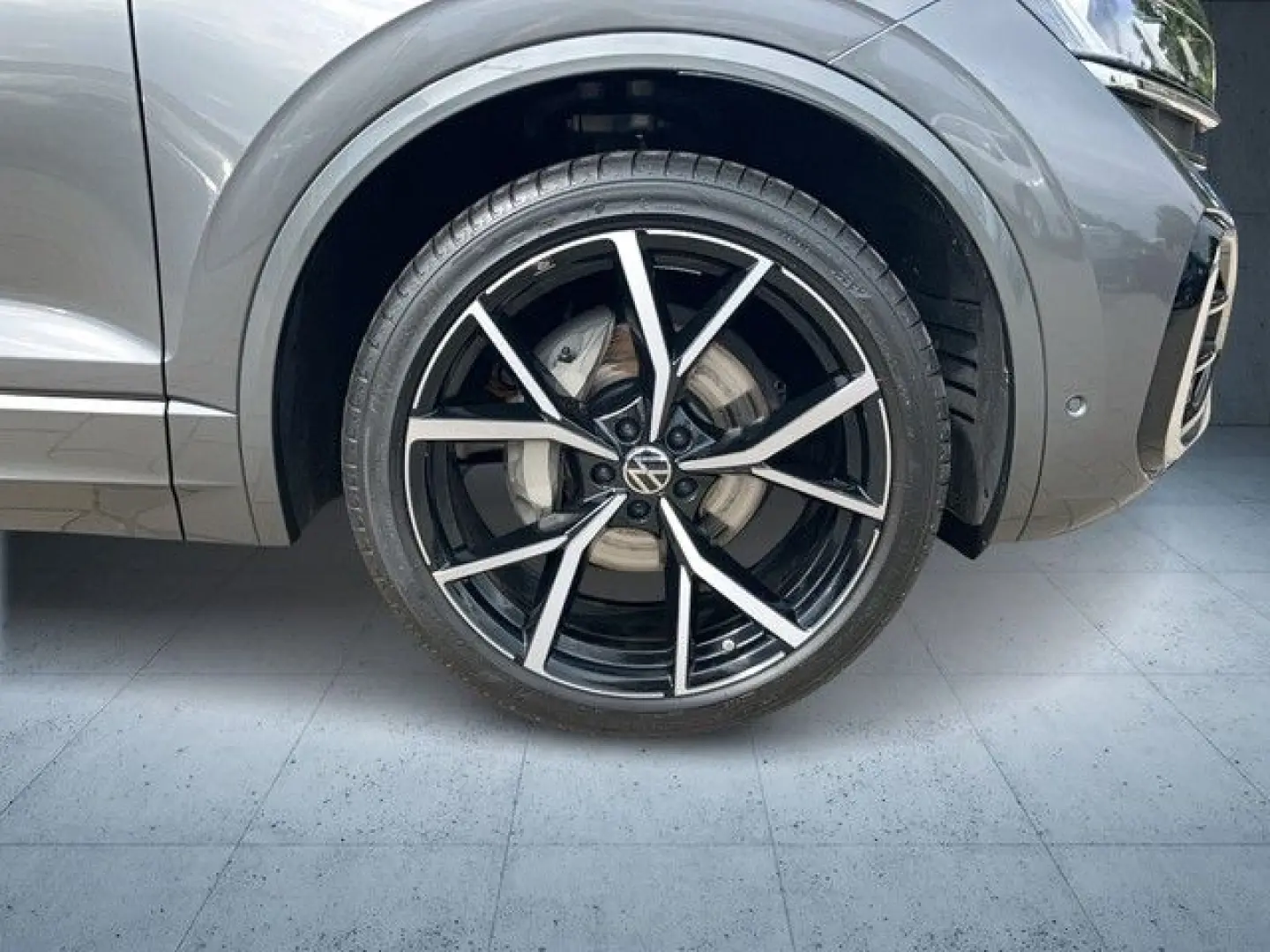 Touareg  3,0 l V6 TDI 4M R-Line Standhzg. 360°