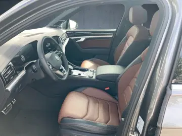 Touareg  3,0 l V6 TDI 4M R-Line Standhzg. 360°
