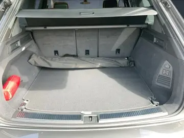 Touareg  3,0 l V6 TDI 4M R-Line Standhzg. 360°