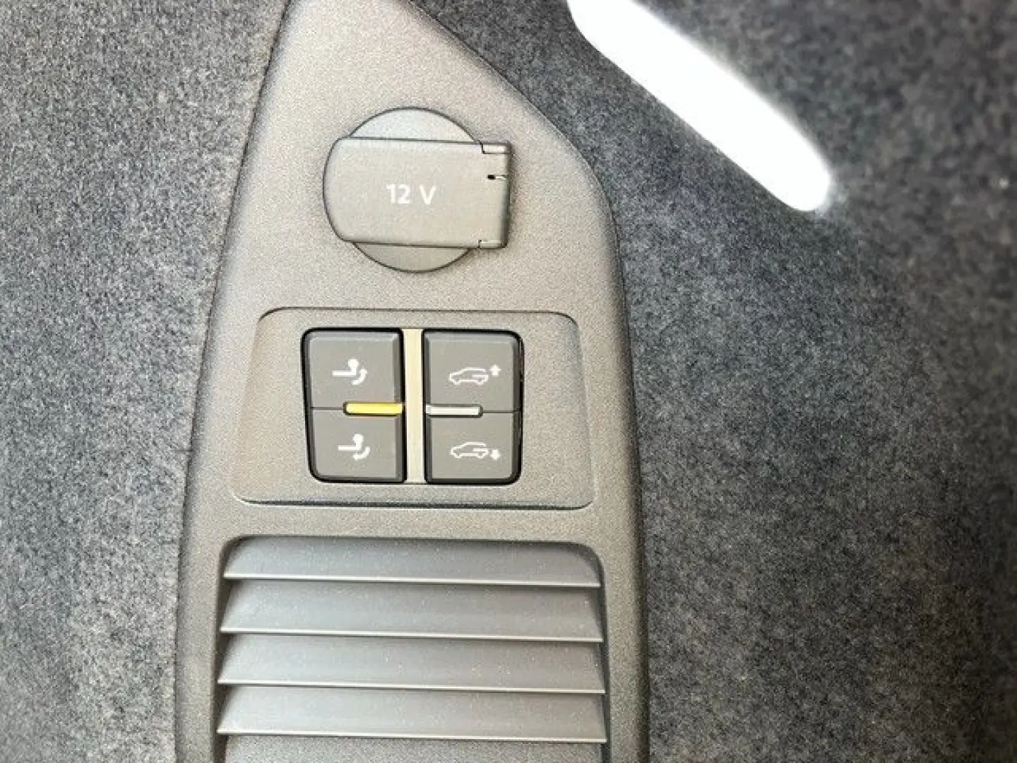 Touareg  3,0 l V6 TDI 4M R-Line Standhzg. 360°