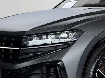 Touareg 3.0 V6 TSI R-Line 4M*KAM*NAVI*MATRIX*AMB