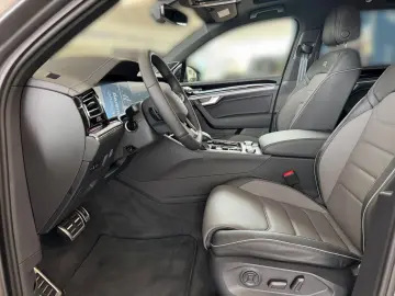 Touareg 3.0 V6 TSI R-Line 4M*KAM*NAVI*MATRIX*AMB