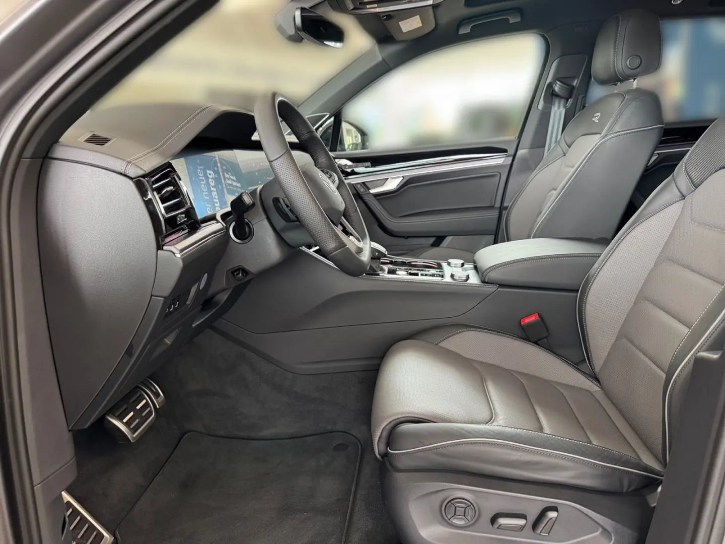 Touareg 3.0 V6 TSI R-Line 4M*KAM*NAVI*MATRIX*AMB