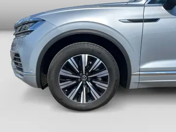 Touareg Elegance 3.0TSI 4Mo AREA LEDER PANO MATR