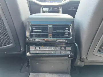 Touareg Elegance 3.0TSI 4Mo AREA LEDER PANO MATR